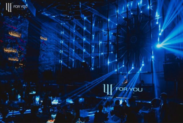FORYOU클럽 푸른 레이저 DJ 무대 사진 선택